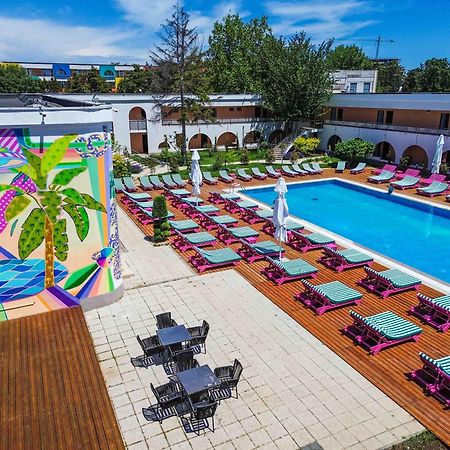 Ibis Styles Venus Exterior foto